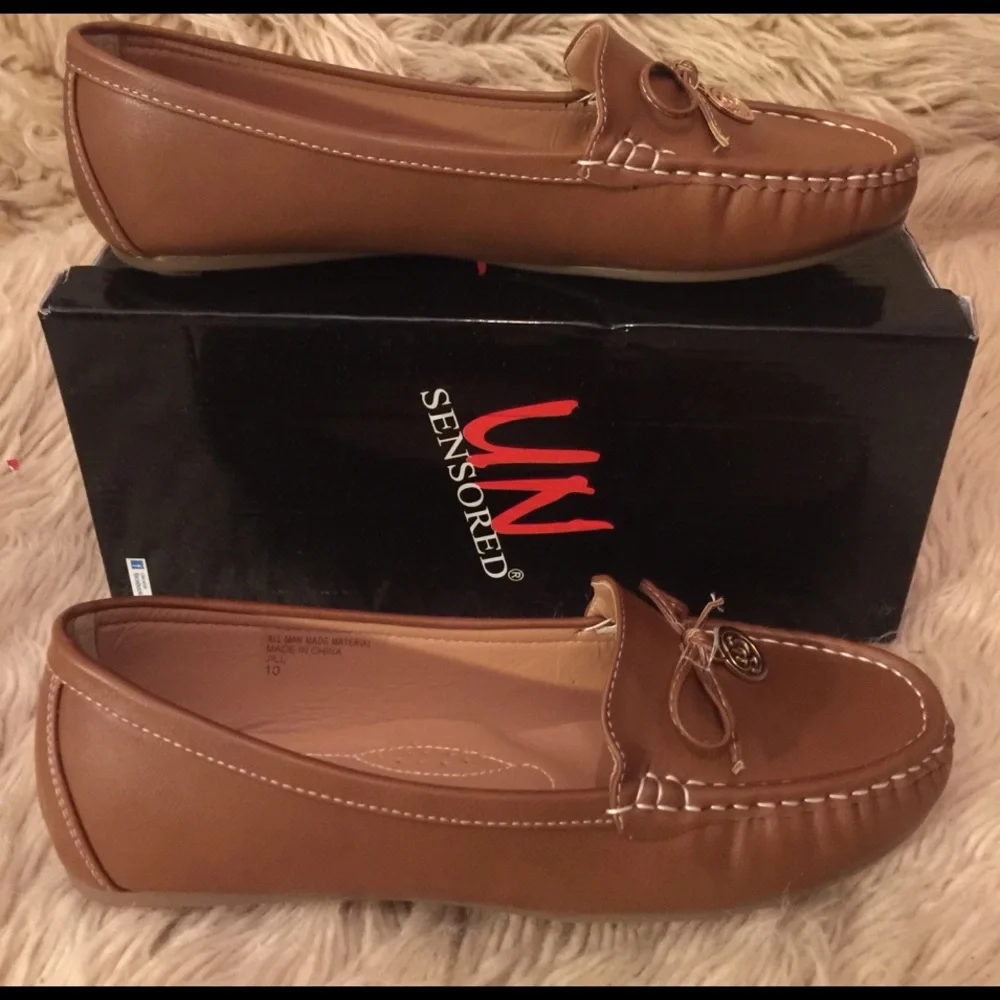 NIB UNSENSORED Jill Ladies Fashion Loafers, sz 10